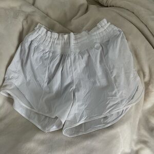 lululemon high rise hotty hot